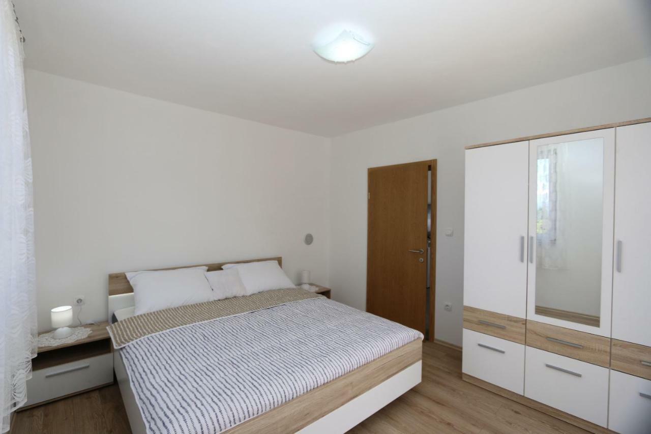 Apartments Mihalic Šilo Kültér fotó